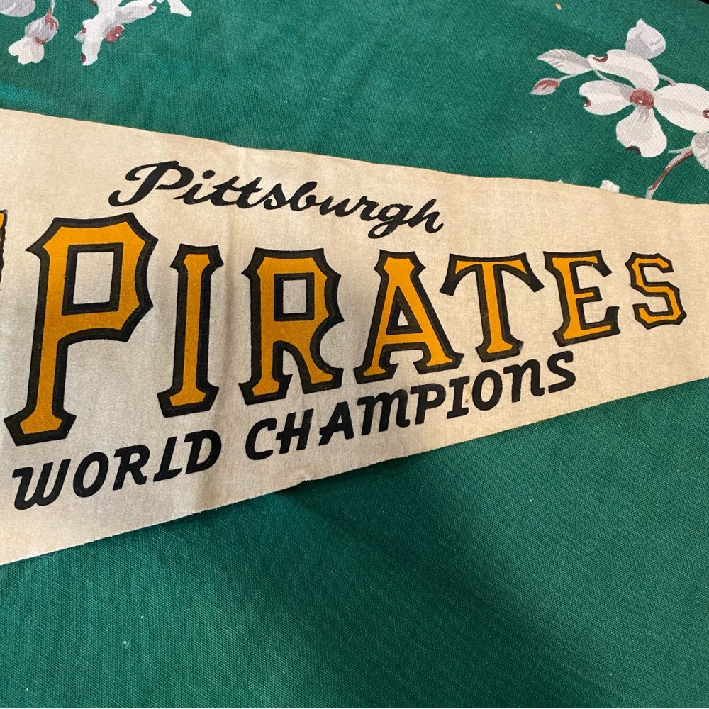Vintage ‘71 Pirates World Champions